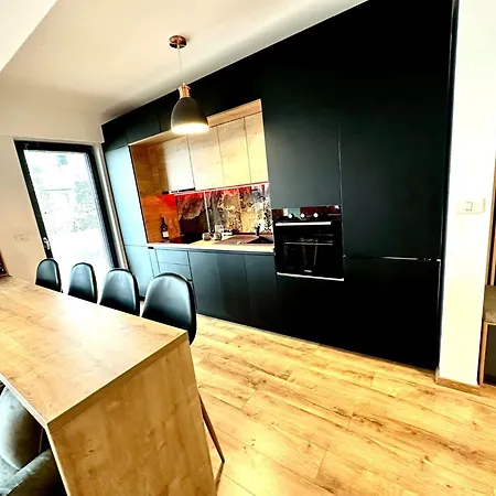 Apartment Maieru Q *