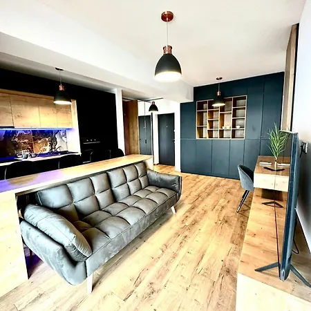 Apartment Maieru Q